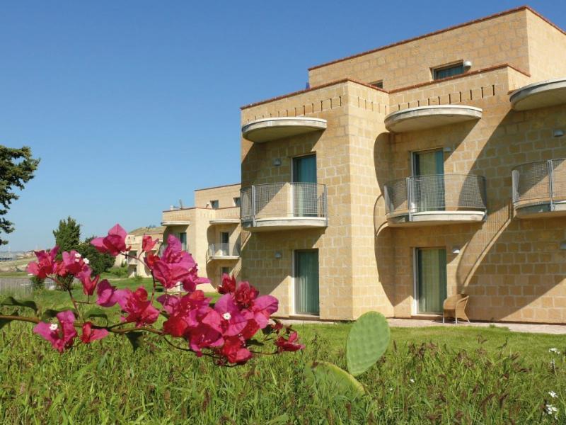 Menfi Beach Resort Bagian luar foto