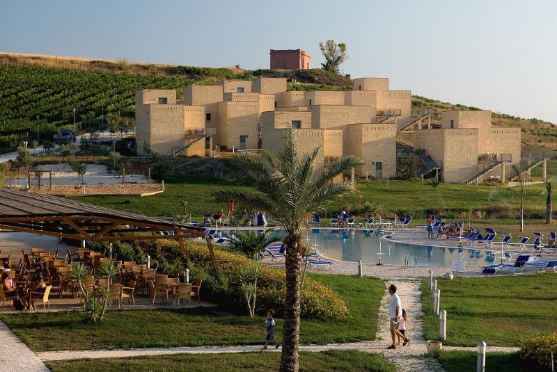 Menfi Beach Resort Bagian luar foto